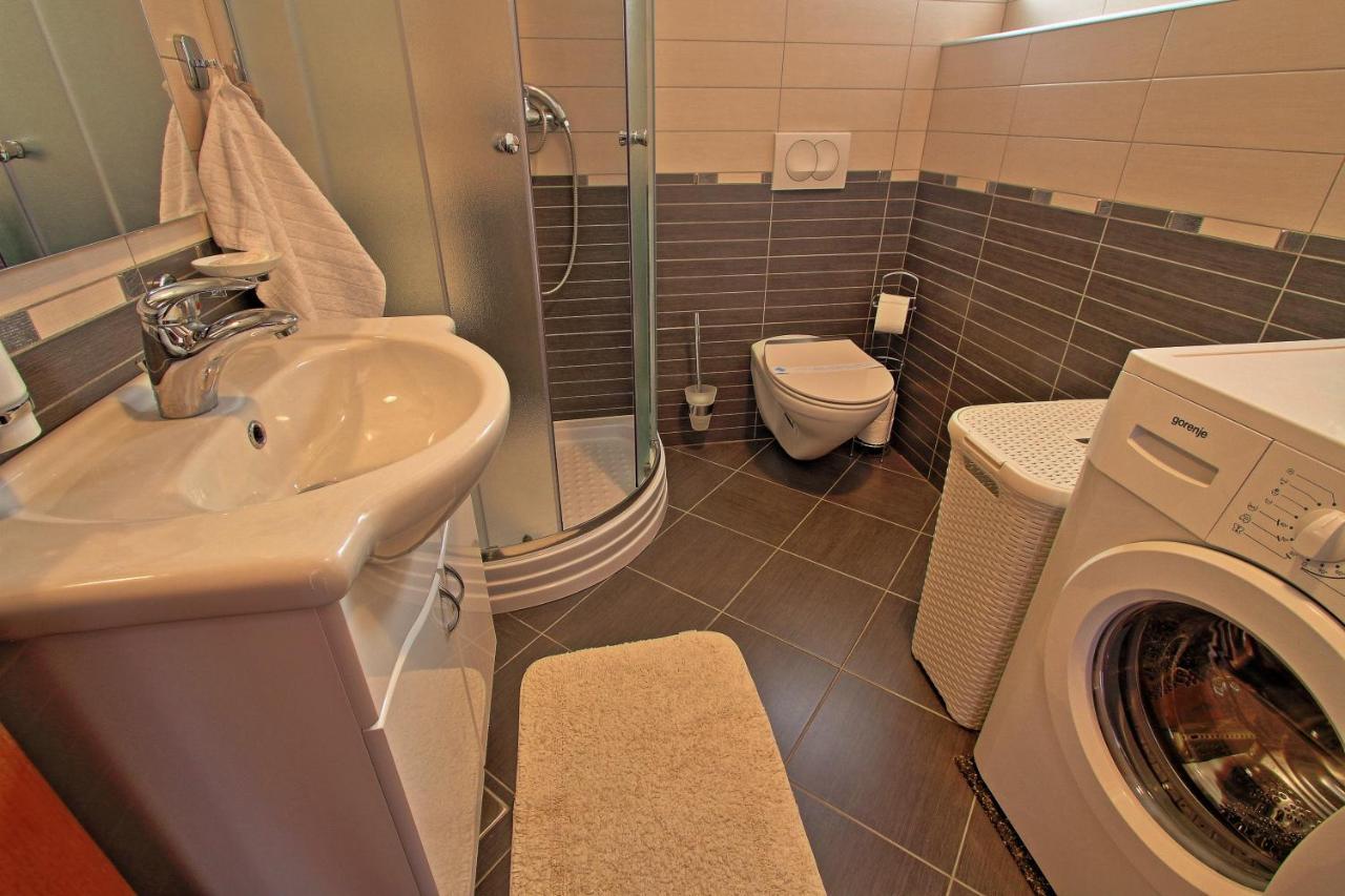 Studio Apartman LUKA Senj  Bagian luar foto