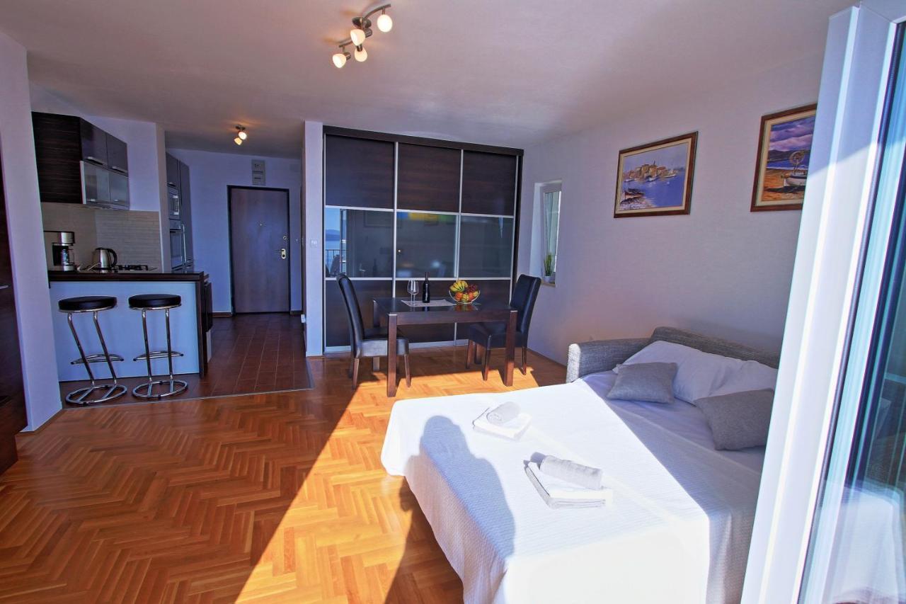 Studio Apartman LUKA Senj  Bagian luar foto